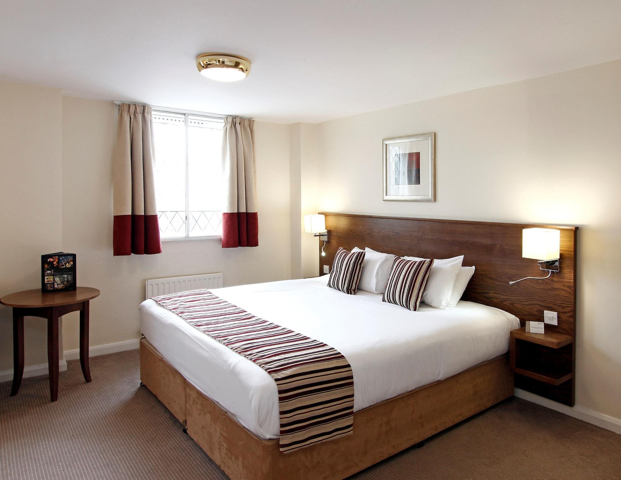 Wolverhampton Goldthorn Hotel Buitenkant foto