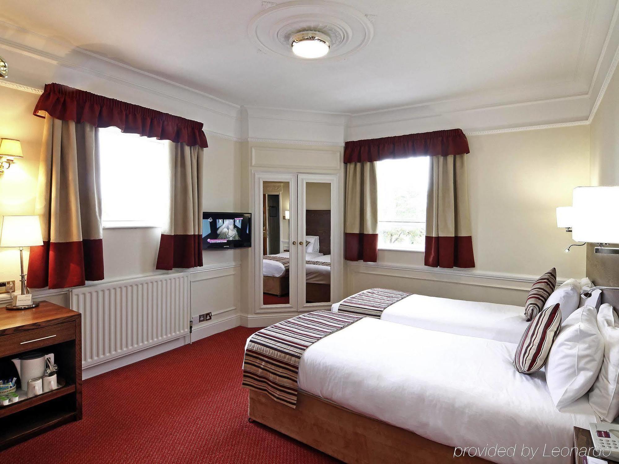 Wolverhampton Goldthorn Hotel Buitenkant foto
